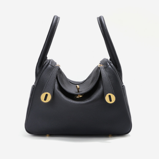 Sac à main bandoulière en cuir Élégance Cuir, sac à main élégant avec poche extérieure, couleur noire et finition raffinée.