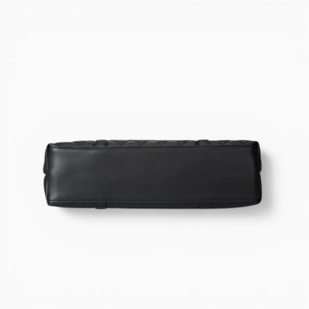 Sac ordinateur femme cuir matelassé Élégance Cuir en noir, vue du bas