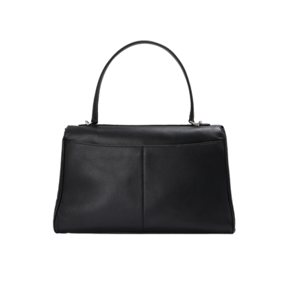 Sac à main cabas pour femme en cuir Élégance Cuir, grand sac élégant avec poignées et finition en cuir naturel.