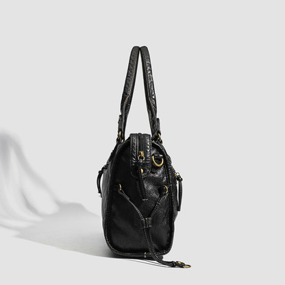 Grand sac à main de cours vintage à bandoulière Élégance Cuir, en cuir marron avec détails en métal et poignée ajustable.