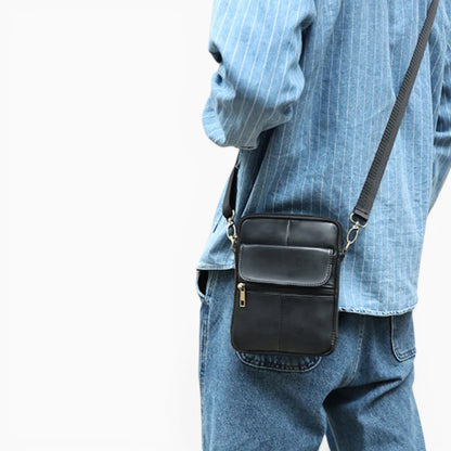 Sacoche bandoulière en cuir pour homme, modèle Classe d'Élégance Cuir, avec rabat et poche zippée visible sur l'image.