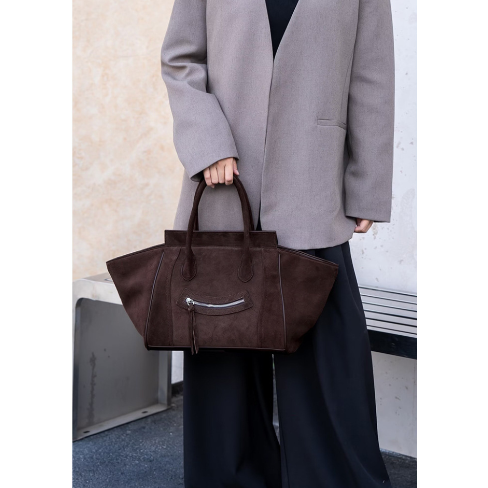 Grand sac cabas pour femme en daim de la marque Élégance Cuir, avec poignées et design élégant, couleur Sienna