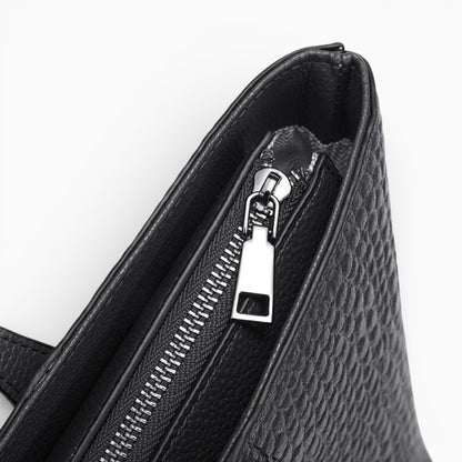 Grand sac cabas en cuir pour femme Élégance Cuir, modèle Versailles, vue fermeture zippée.
