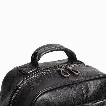 Le sac à dos en cuir moderne pour homme Le Boss par Élégance Cuir, fermeture zippée