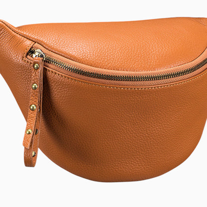 Sac banane en cuir pour femme, modèle Perle d'Élégance Cuir, zoom cuir