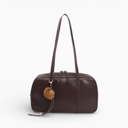Sac bandoulière marron foncé en cuir pour femme, modèle rectangulaire Zoé de la marque Élégance Cuir, avec une finition élégante et contemporaine. Vue de face