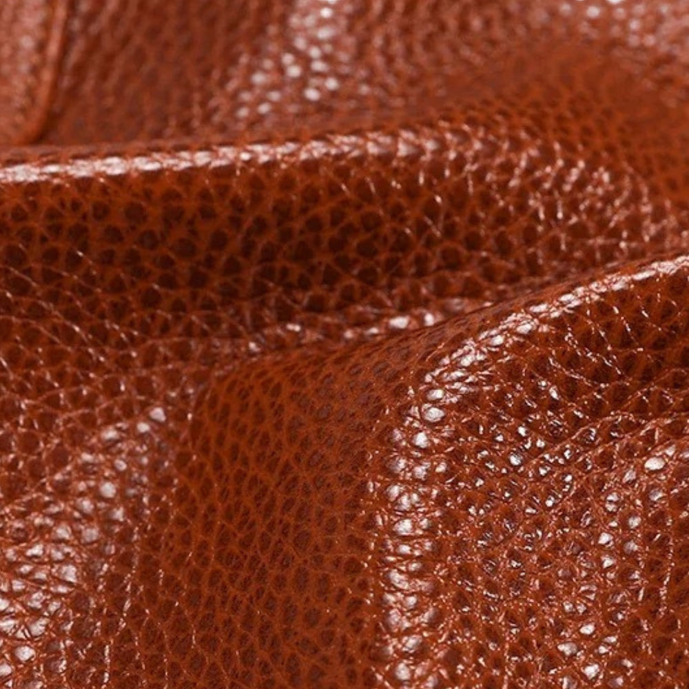 Sac cabas en cuir pour femme, modèle Cannes, style minimaliste avec anses et texture lisse, couleur neutre.