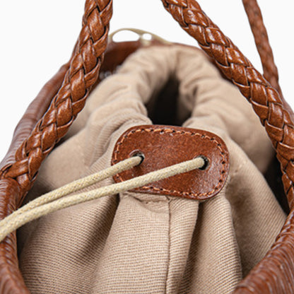 Sac cabas en cuir structuré pour femme, modèle Nice de la marque Élégance Cuir, en cuir de haute qualité.