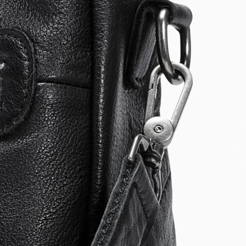 Sac à dos en cuir pour femme Élégance Cuir, modèle Aurore, vue détails boucle