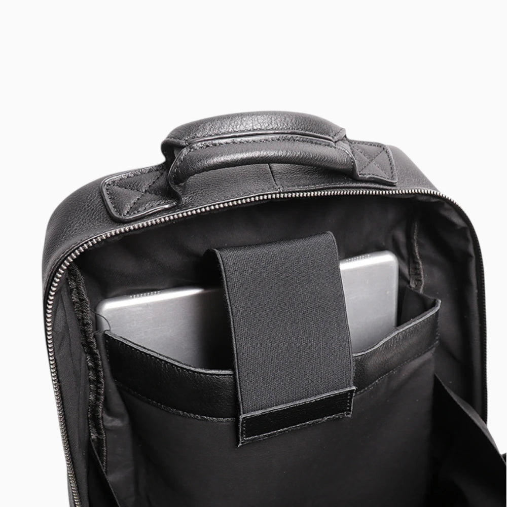 Sac à dos professionnel moderne en cuir pour homme, modèle Le Boss d'Élégance Cuir, emplacement ordinateur