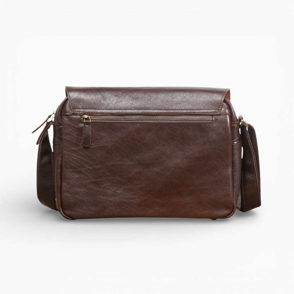 Sac en cuir pour homme, bandoulière modèle Le Citadin d'Élégance Cuir, vue de dos 