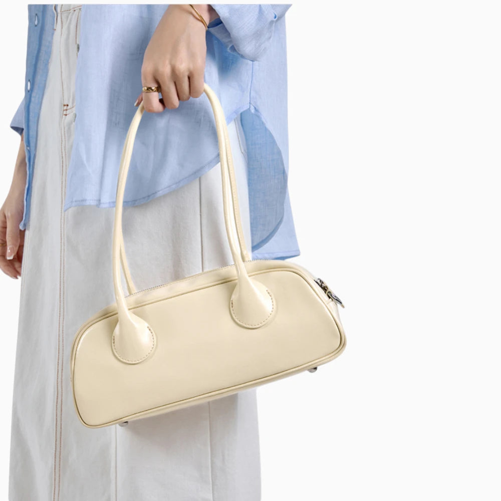 Sac à main en cuir pour femme, modèle L’Impériale, vue mannequin 2