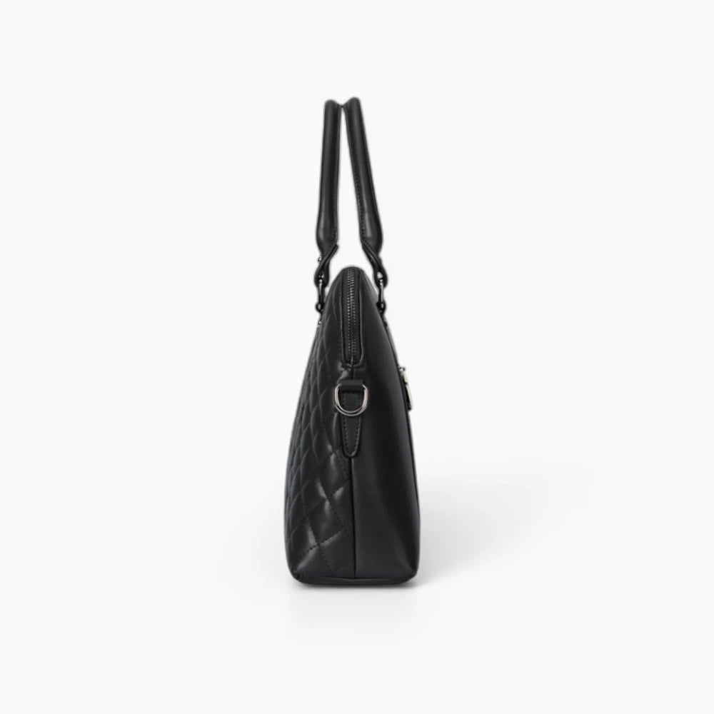 Sac pour ordinateur portable femme en cuir matelassé de la marque Élégance Cuir, vue de profil