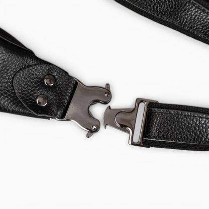 Sacoche bandoulière en cuir pour homme, format ceinture, avec zip, modèle Horizon de la marque Élégance Cuir, boucle métallique