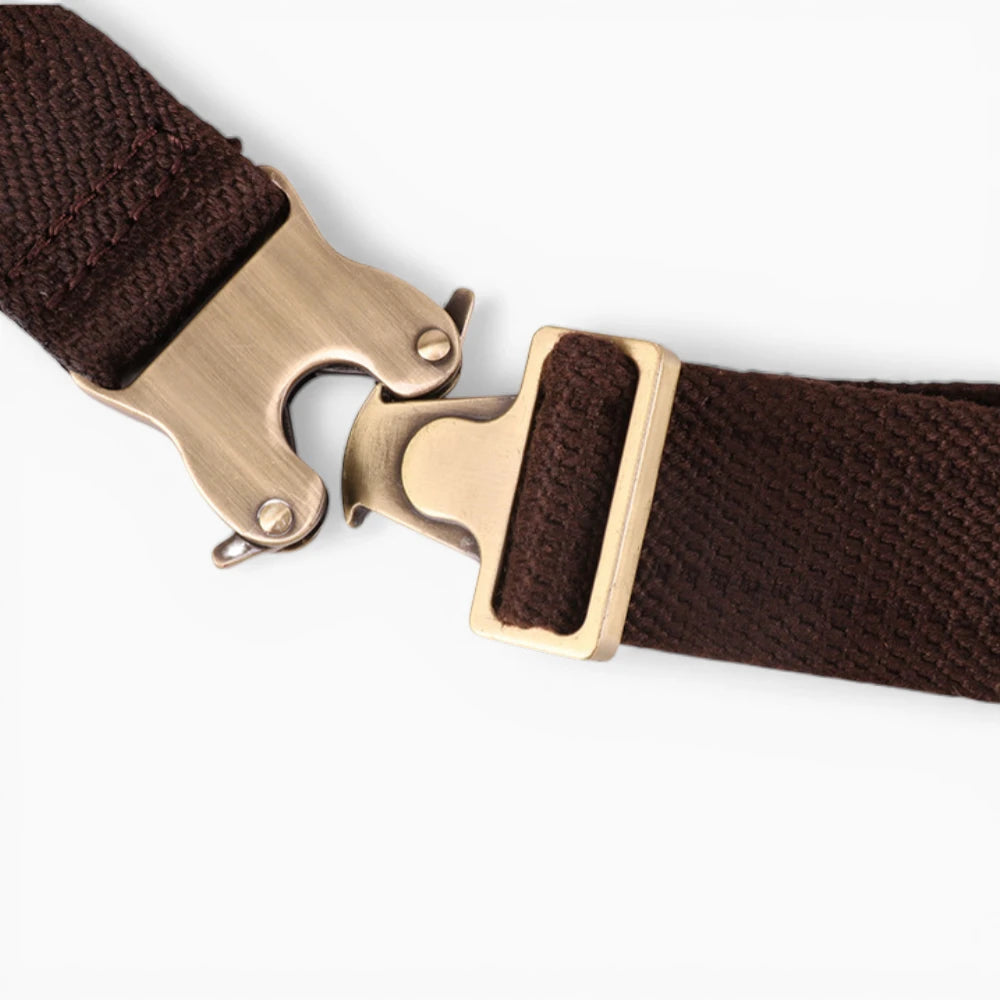 Sacoche bandoulière homme en cuir Élégance Cuir, attaches bandoulière.
