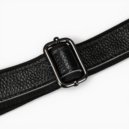 Sacoche bandoulière pour homme en cuir noir, modèle Horizon avec zip, format ceinture, zoom bandoulière