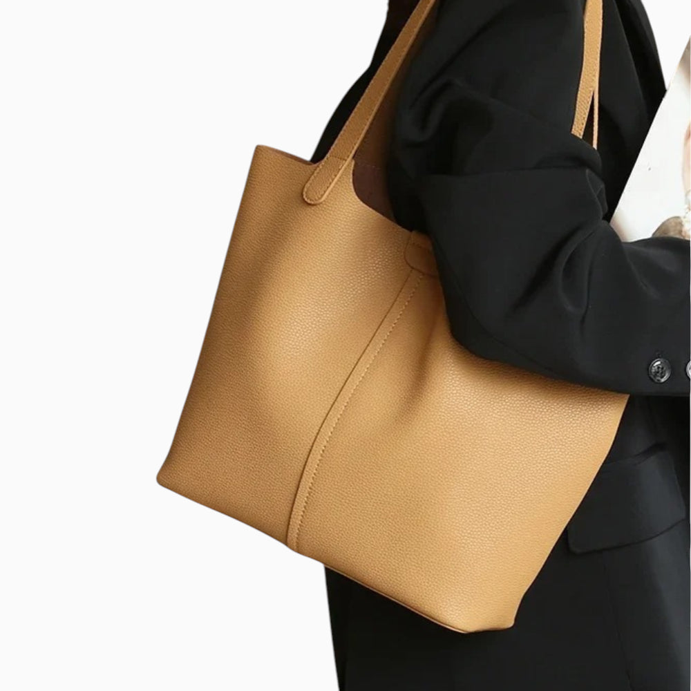 Grand sac cabas en cuir camel pour femme, modèle Toulouse, à porter à l'épaule, de la marque Élégance Cuir.