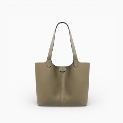 Grand sac cabas en cuir kaki pour femme, modèle Toulouse de la marque Élégance Cuir, vu de l'angle.